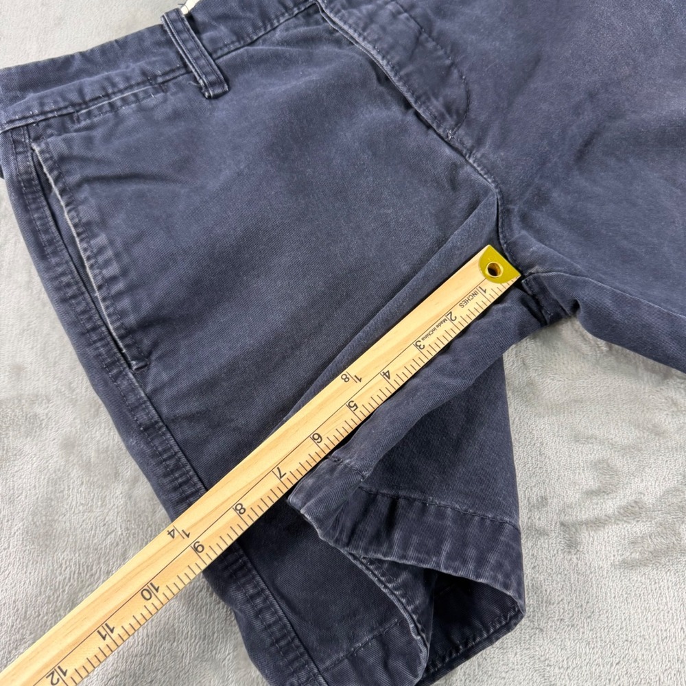 Abercrombie & Fitch Mens Navy Blue Chino Shorts Button Fly Size 30 - Picture 4 of 7